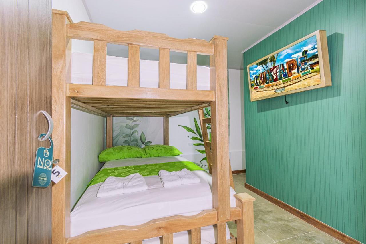 Nomada Hotel Guatapé מראה חיצוני תמונה